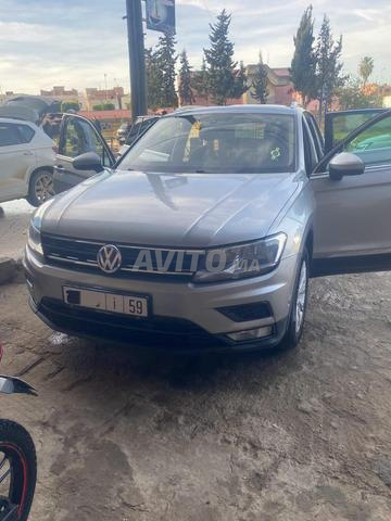 Volkswagen Tiguan - 2