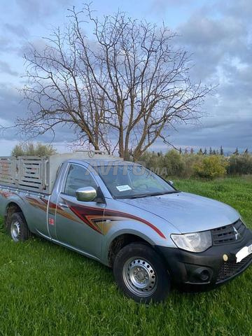 Mitsubishi L200 pick-up-2013