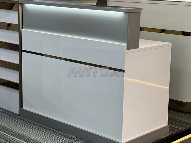 نوفر مكاتب استقبال مصممة خصيصا لتناسب الشركات - 2