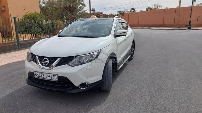 Nissan qashqai tekna plus 