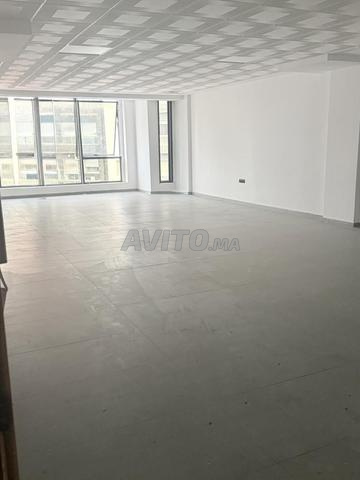 مكتب للإيجار في قلب مدينة القنيطرة