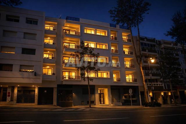 مكاتب خاصة مفروشة ومجهزة