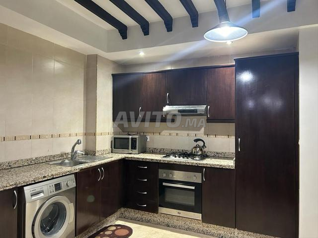 Studio à louer par jour au centre ville - image 3