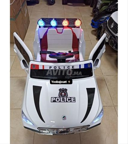 VOITURE MERCEDES POLICE 4*4