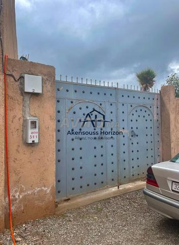 Villa semi-finie 630 m² avec piscine & puits privé - 2