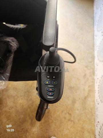 Fauteuil roulant électrique pliable - 2