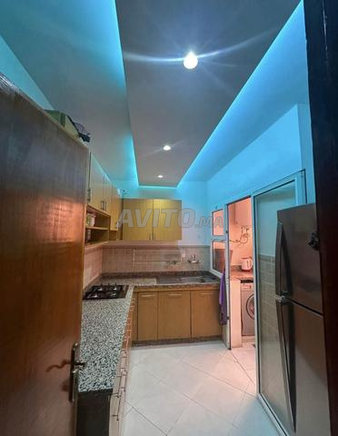 شقة للبيع 3 غرف جنب مرجان - 2