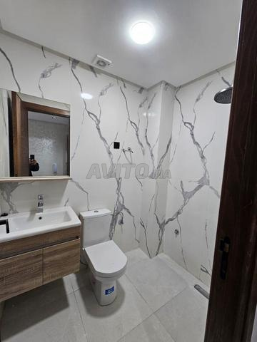 Studio luxueux de 50m à louer à Ain sebaa - image 4