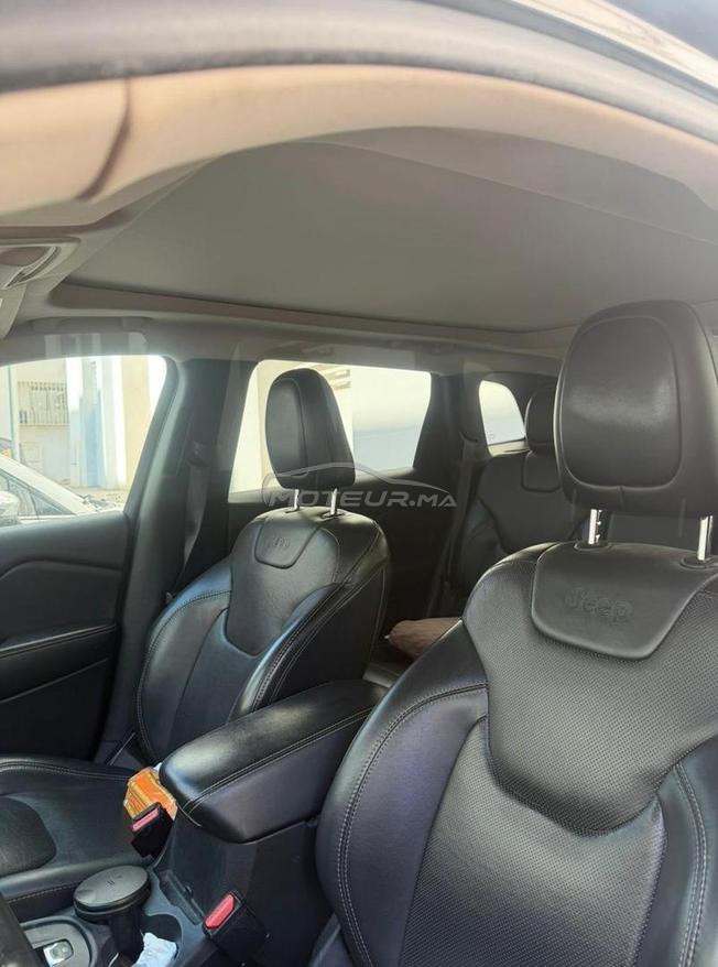 Vends Jeep Cherokee excellent etat 