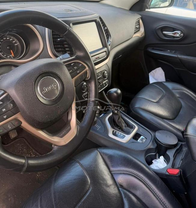 Vends Jeep Cherokee excellent etat 