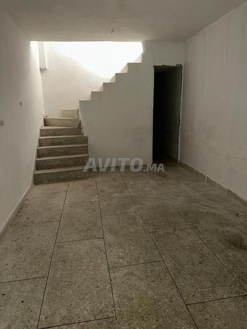 محل للبيع طريق عين الشقف ميغا دور - 2