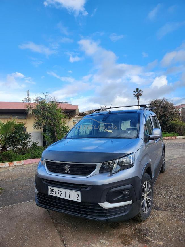بيع Peugeot rifter 2020 حالة مزيانة