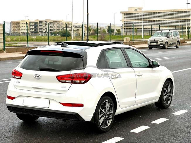 Hyundai et 30