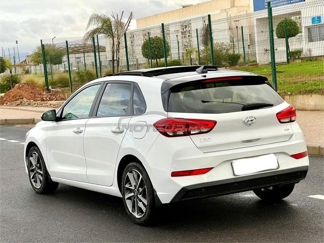 Hyundai et 30