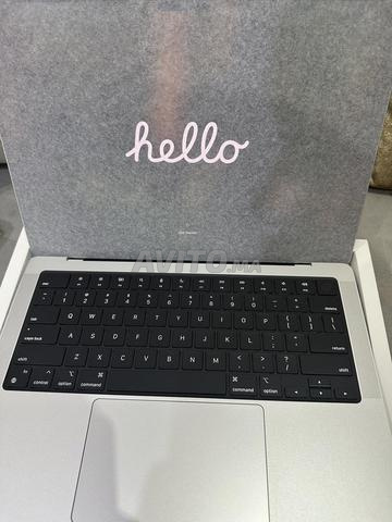 ماك بوك برو M4 جديد لم يتم تفعيله أبدا 512/16