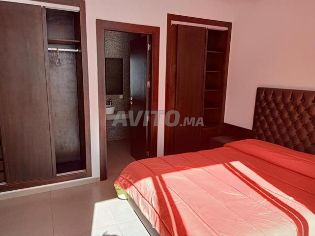 Rez de jardin luxueux meublé à louer Jnane Souissi - image 4