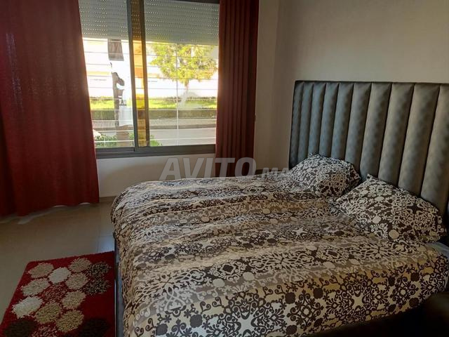 Rez de jardin luxueux meublé à louer Jnane Souissi - image 5