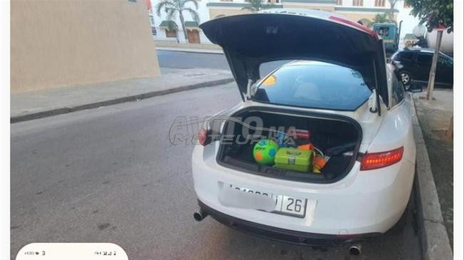 Renault Laguna Essence Automatique 2010 à Tétouan