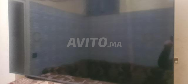 Télévision Samsung crystal UHD 60