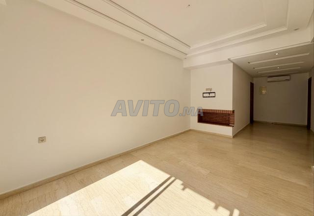 استوديو كبير للإيجار