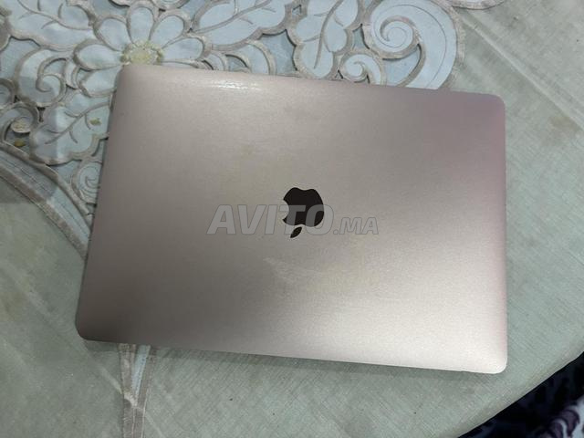 MacBook Air 2020 - 8 جيجابايت رام 256 جيجابايت