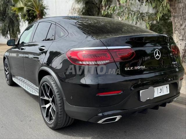 مرسيدس بنز الفئة GLC 300 d حزمة AMG 4 ماتيك