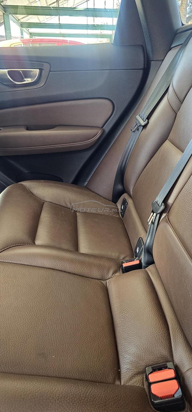 Volvo xc60 1ere main,faible kilométrage.A saisir