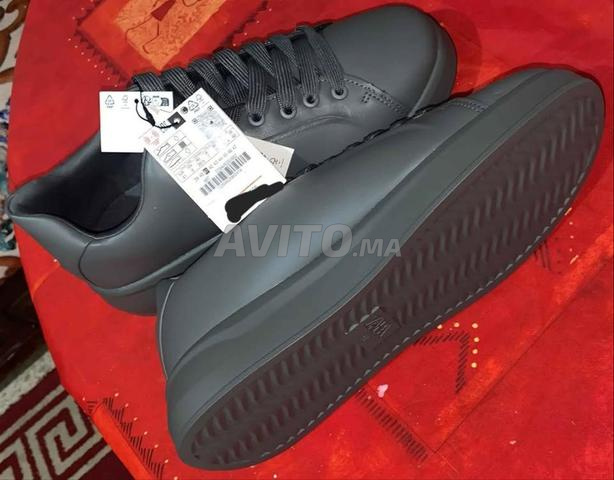 Chaussures Zara 41-42 سبرديلة جديدة زارا إسبانيا
