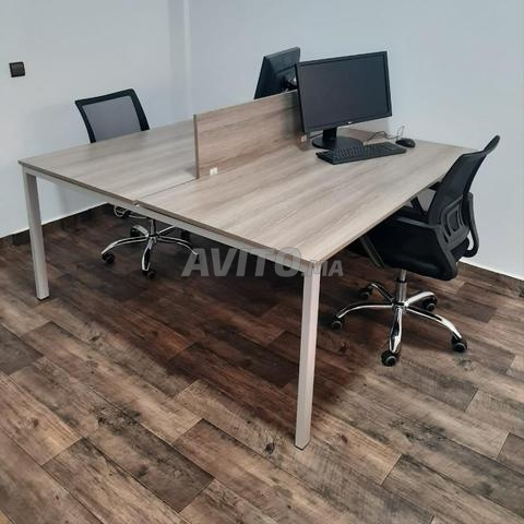 مكتب مارغريت مفتوح تصميم مساحة عمل احترافي