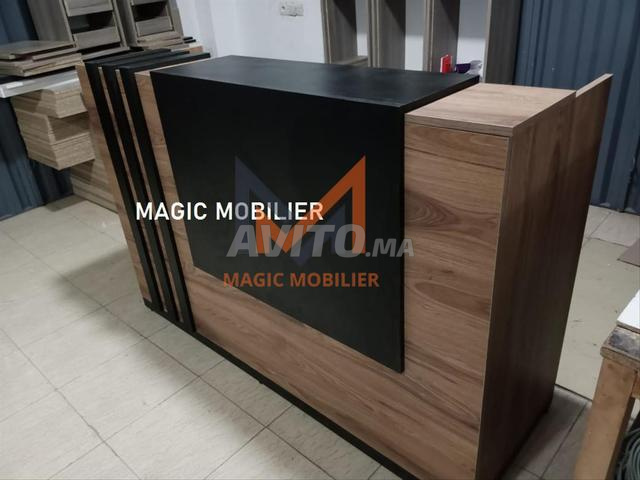 منضدة استقبال