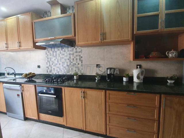 طابق ذو مستوى عال في R زائد 2 مع مرآب