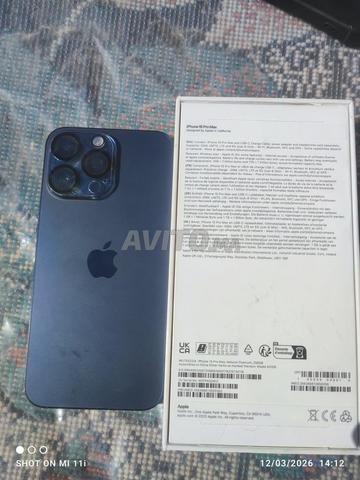 أبيع جهاز iPhone 15 Pro بسعة 256 جيجابايت، أزرق ليلي