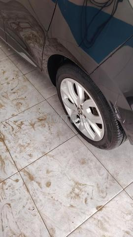 Une jolie Clio 4 Intense boîte automatique