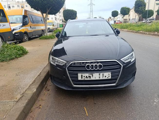 Audi A3  2.0 TDI 2017 Gazoil excellent état 