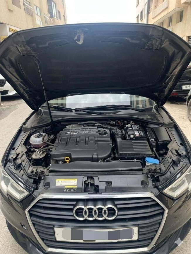 Audi A3  2.0 TDI 2017 Gazoil excellent état 