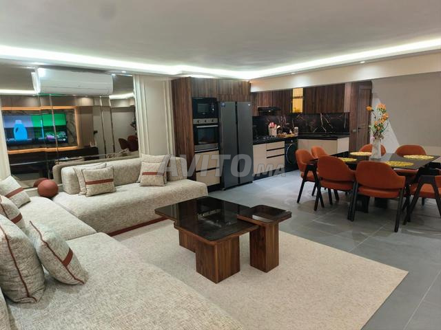 دوبلكس 3 غرف نوم للإيجار 120 متر مربع في Victor Hugo