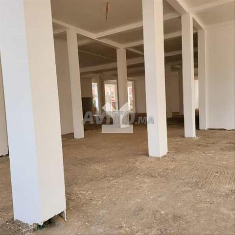 86440-محل للإيجار بـ 80000 درهم في حي الياسمينة - 2
