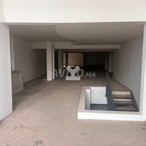 173779-محل للإيجار بـ 65000 درهم في المثلث الذهبي - 2