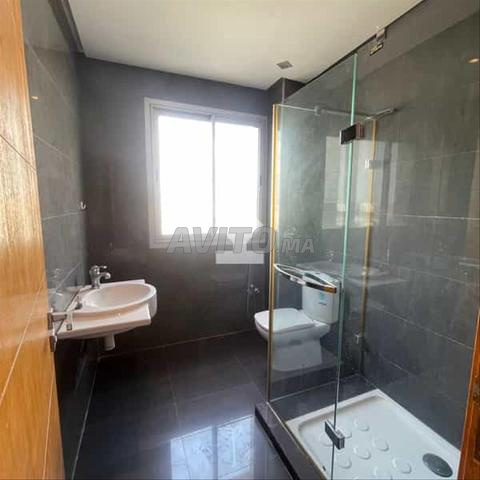 112359-Bureau à louer à 48000DH à Ain Sebaa - 2