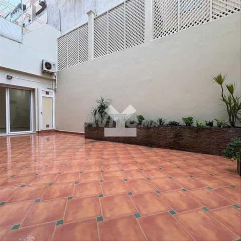 174547-شقة للإيجار بـ 15000 درهم في برجر