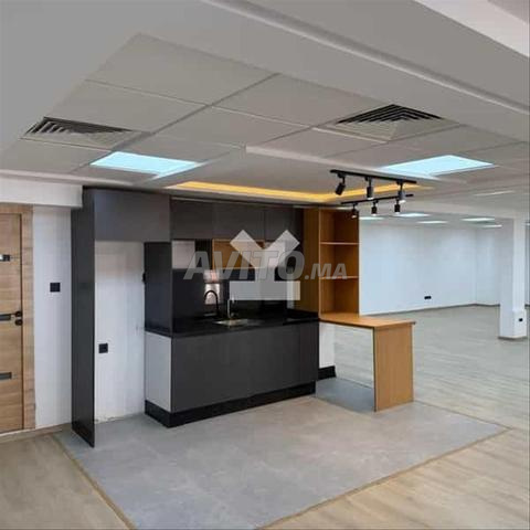 149360-مكتب للإيجار بـ 35000 درهم في كيليز - 2