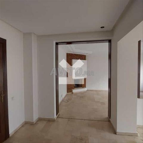 72328-شقة للإيجار بـ 11000 درهم في المعارف - 2