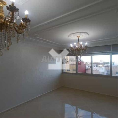 162611-شقة للإيجار بـ 9000 درهم في المعاريف