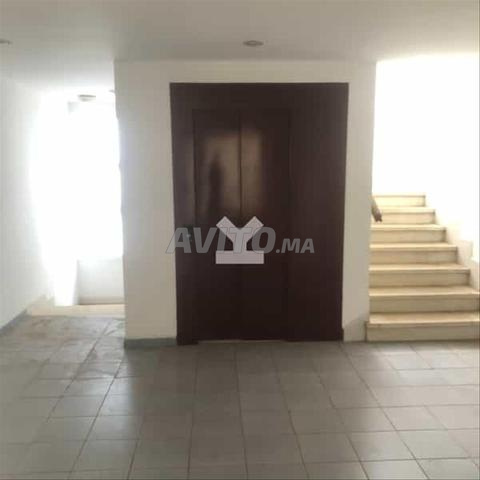 38054-Bureau à louer à 11135DH à Hay Chmaou - 2