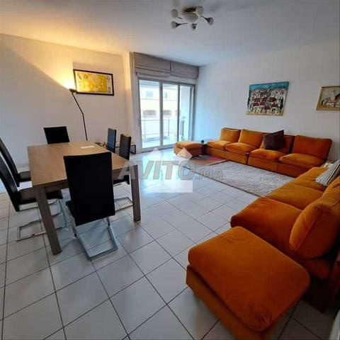 107040-مكتب للإيجار بـ 10000 درهم في كوتييه