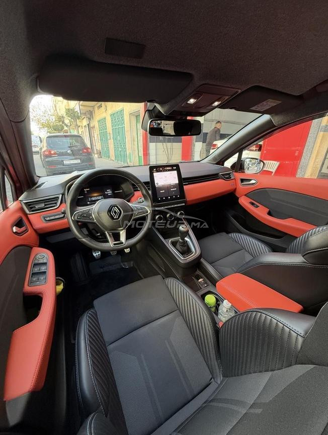 Renault Clio Diesel Manuelle 2024 à Tanger