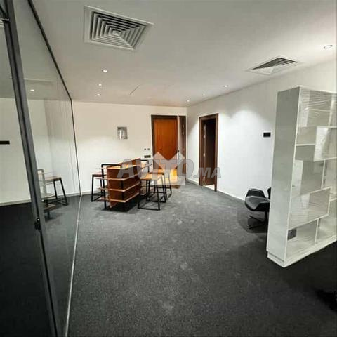 172129-مكتب للإيجار بـ 15000 درهم في سيدي معروف - 2