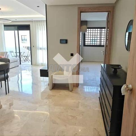 167520-شقة للإيجار بـ 12000 درهم في عين الدياب إكستنسيون