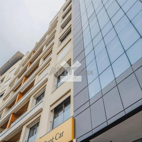 163627-Bureau à louer à 17000DH à Ain Diab - 2