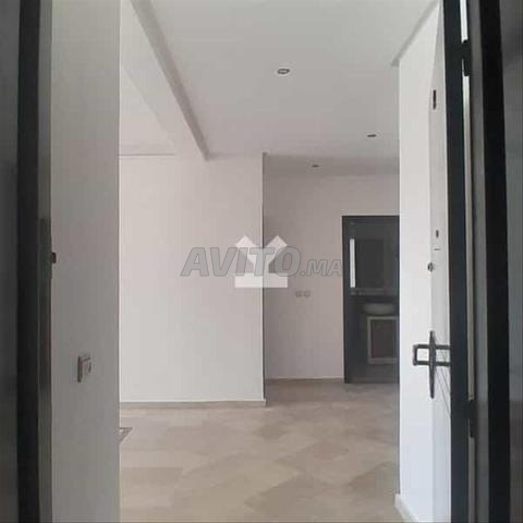 145289-شقة للإيجار بـ 6500 درهم في بورغون (أنفا) - 2